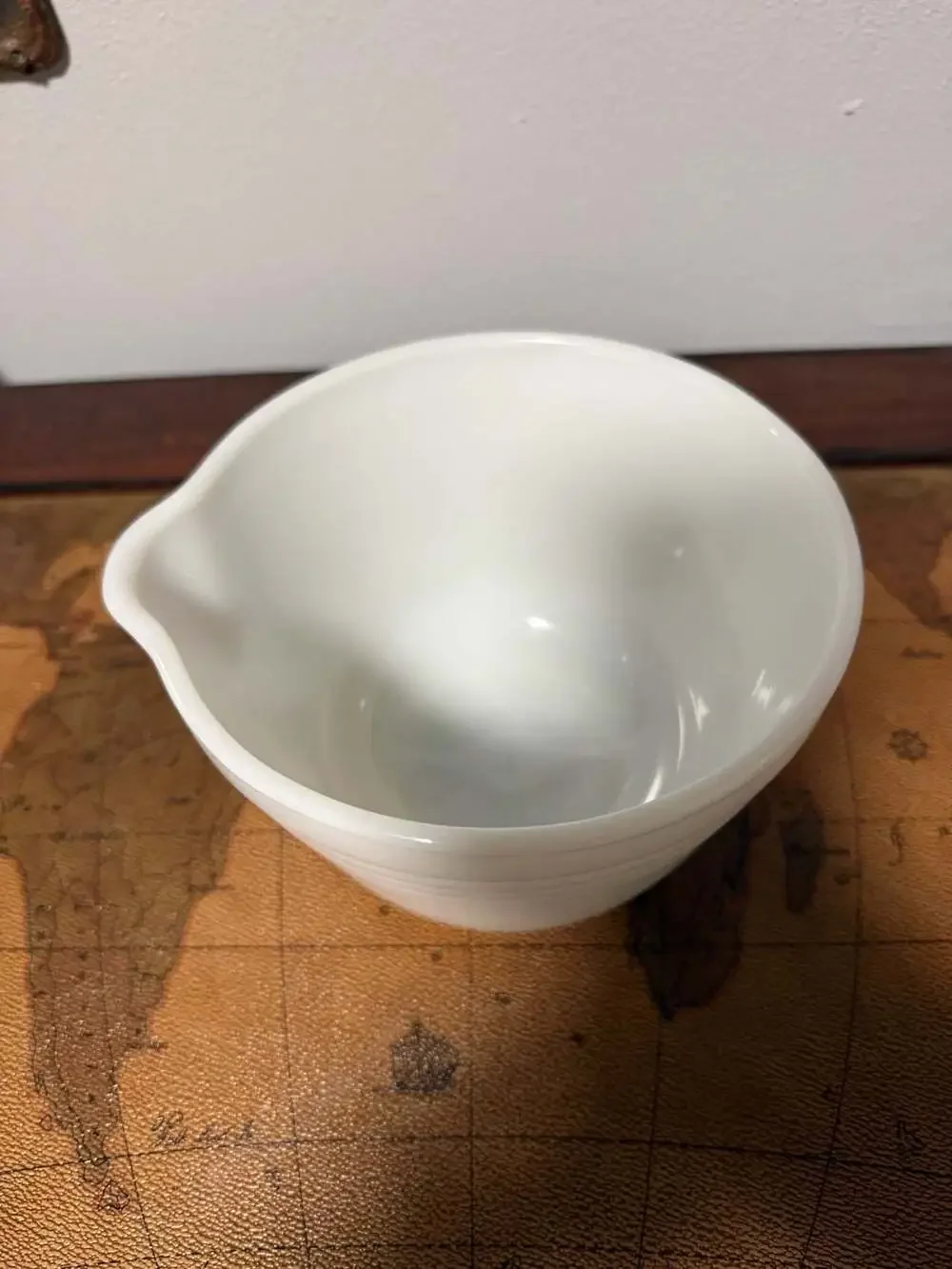 Vintage Pyrex Hamilton Beach White Milk Glass Ribbed Mixing Bowl with Spout